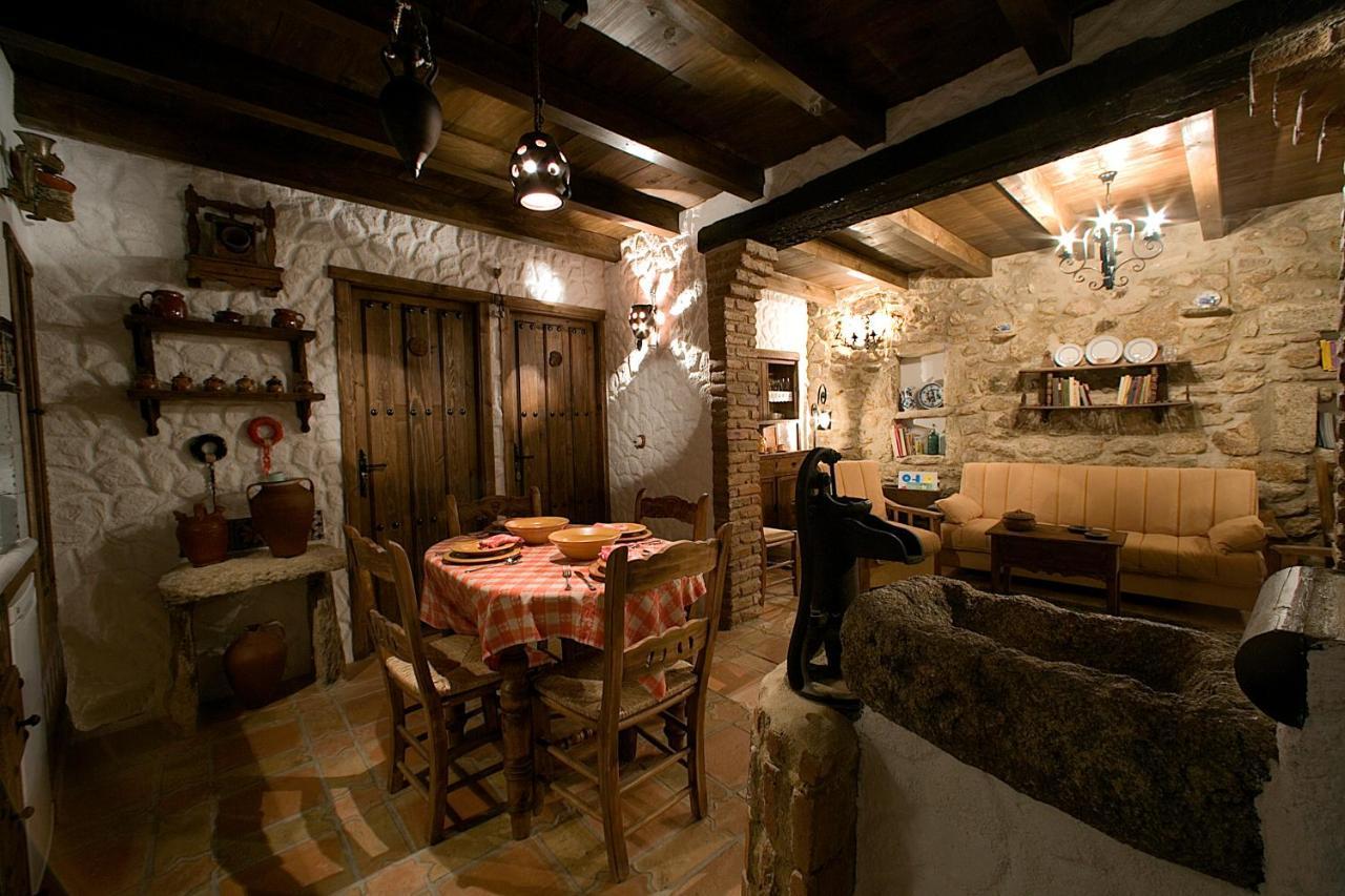 Casa Rural Margarita II Montánchez Exteriér fotografie